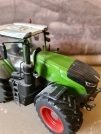 Model tractor fendt 1050