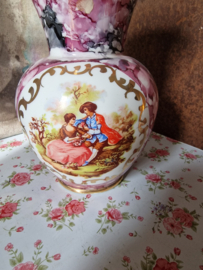 Porseleinen vaas victoriaans decor