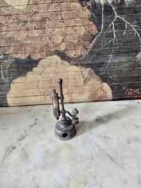 Puntenslijper petroleum lamp nr73