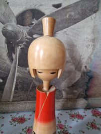 Japanse houten kokeshi doll nr2