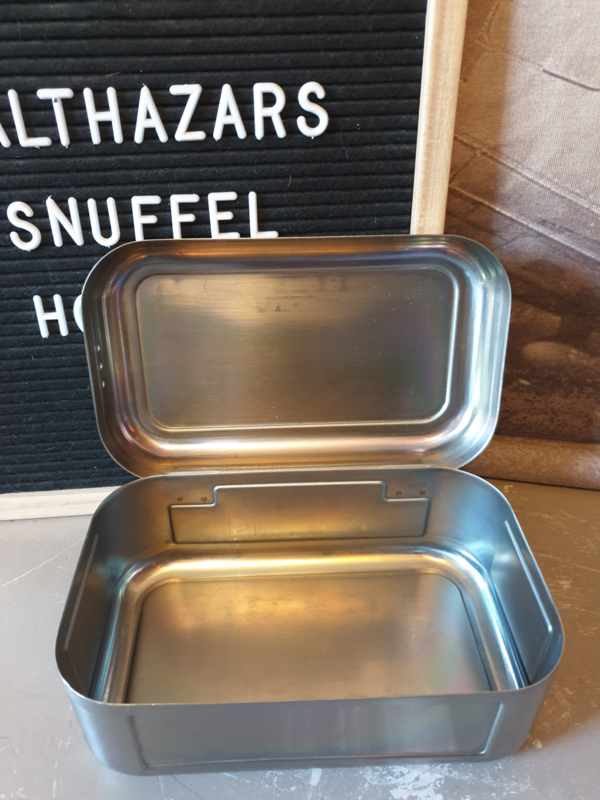tandarts Burgerschap Malawi Metalen lunchbox lunchtrommel trommel | verkocht! | balthazars snuffelhoekje