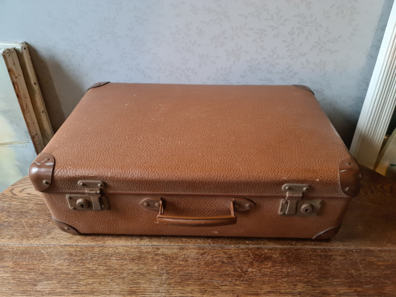 Tahiti openbaring steekpenningen Oude vintage bruine koffer | verkocht! | balthazars snuffelhoekje