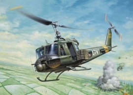 Italeri 0040 # UH-1B Huey