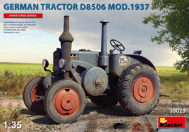 Miniart 38029: Lanz tractor