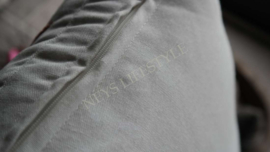 Kussen geborduurd terra | 80 x 35 cm