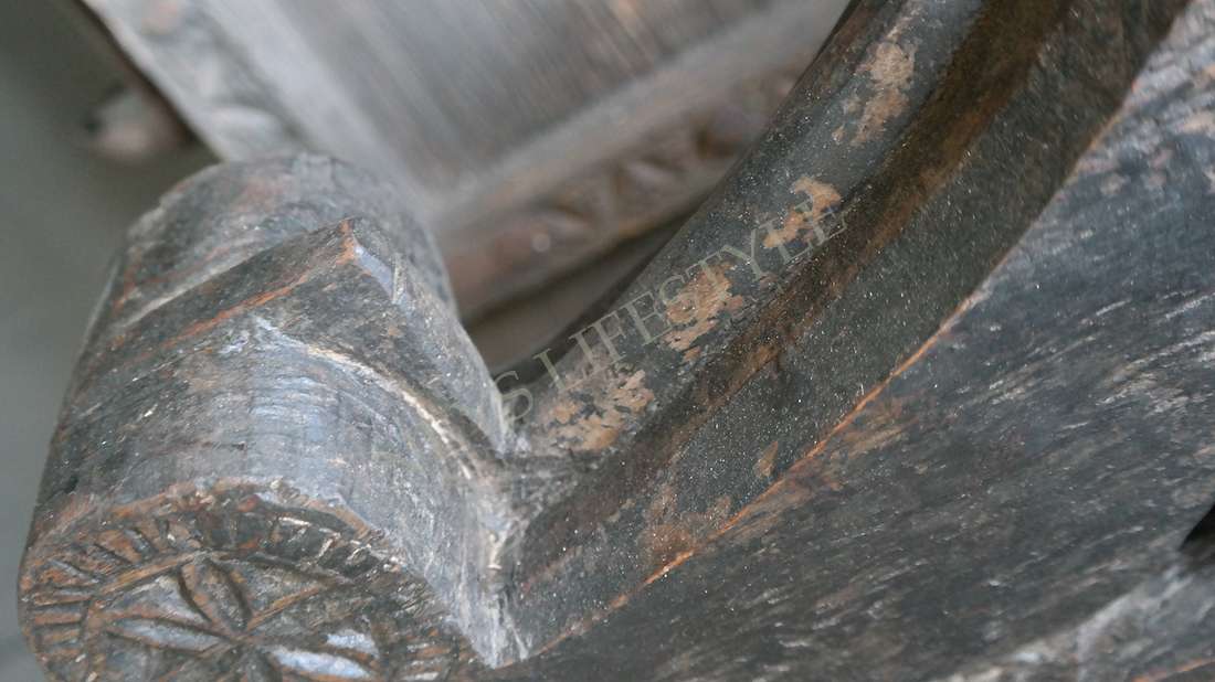 Oude poer/kandelaar hout | 2