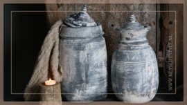 Oude Nepalese kruik met deksel | greywash 