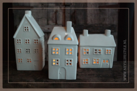 Set Houses | white