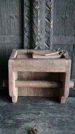 Toilet rolhouder | old wood