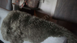 Schapenvacht | olijf groen