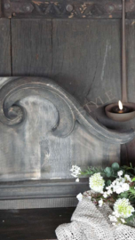 Raampaneel/ornament  | old grey S
