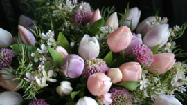 Boeket kant en klaar | Tulpen lila XXL