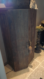 Kast Jente | antique grey