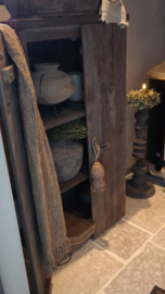 Kast Jente | antique grey