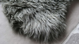 Schapenvacht | olijf groen