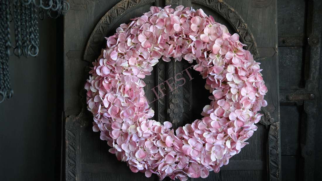 Hortensia krans zijden | roze 60 cm