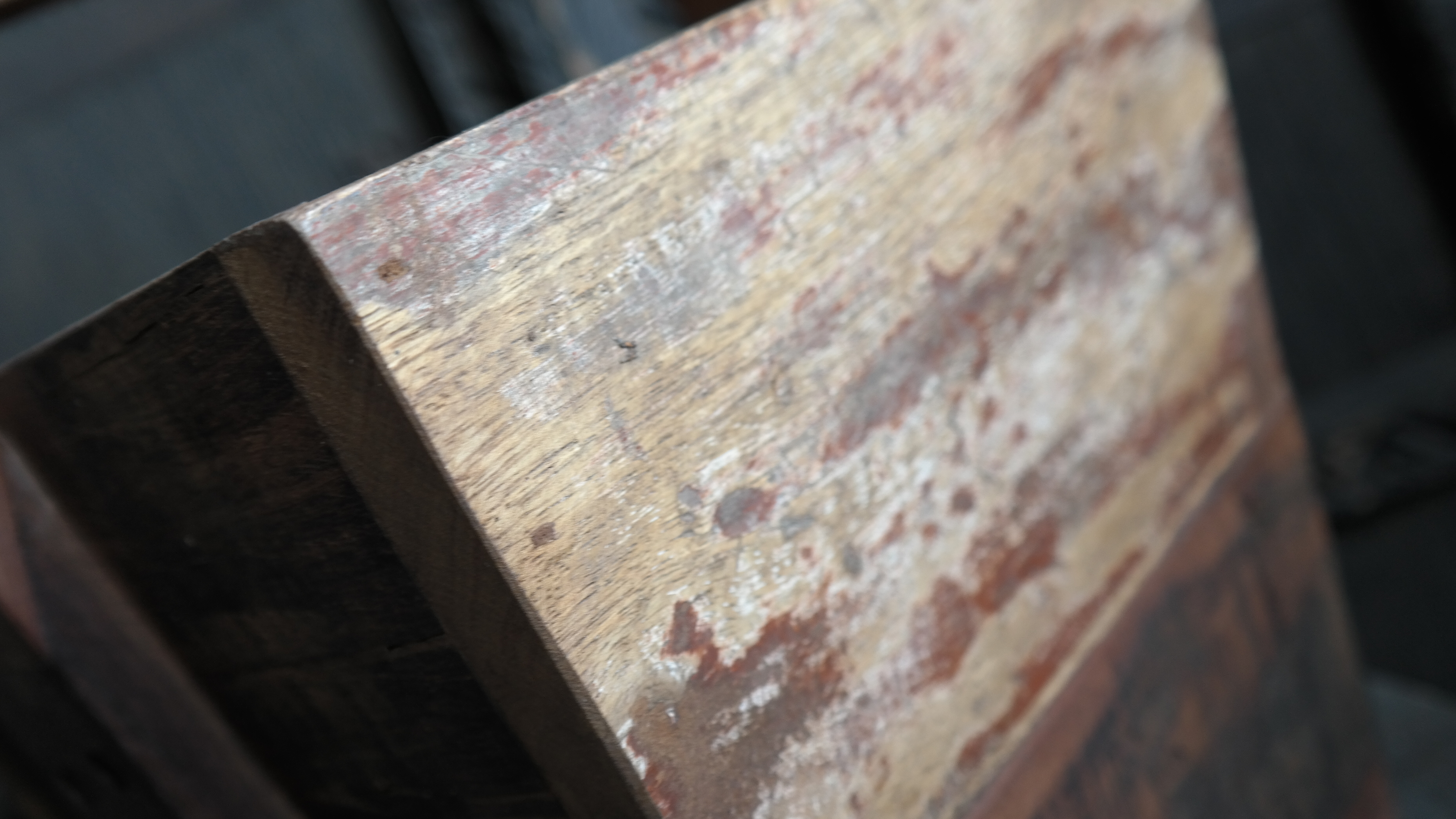Houten bak met hengsel | bruin