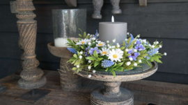 Krans zijden margrietjes mix | 30 cm