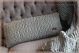 Kussen knitted 35 x 75 cm | pistache groen