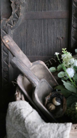 Oude antieke graanschep