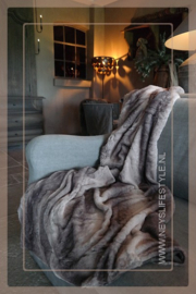 Luxe bont plaid fur fudge brown | 180 x 130 cm