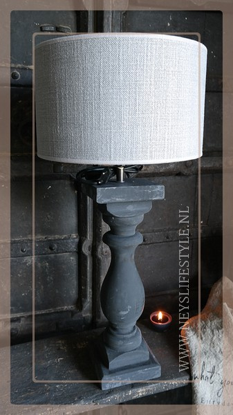 Balusterlamp hout | greywash