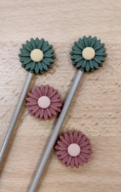 Naaldenbeschermers - margrietjes groen/oudroze