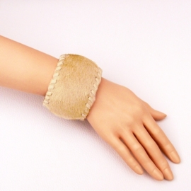 THEMBA leren bohemian armband koeienhuid zandkleur size M