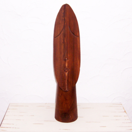 SLEEPING MOON houten beeld | halve maan | houtsnijwerk 60 cm