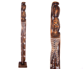 JAVANESE WOMAN houten beeld 150 cm | Javaanse vrouw met kruik