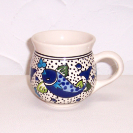2 Mokken / Koffiekruikjes 300 ml Poisson van Dishes & Deco | handbeschilderd aardewerk