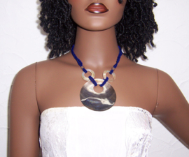 SCHELP ketting met PARELMOER ringen donkerblauw | Ibiza style