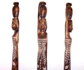 JAVANESE WOMAN houten beeld 150 cm | Javaanse vrouw met kruik