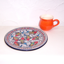 Lunchset Riahi Oranje van Dishes & Deco | Mok + Lunchbord Ø 24 cm | handbeschilderd aardewerk