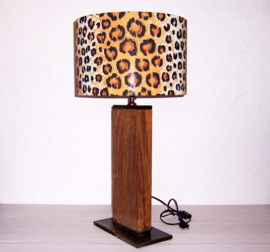 LEOPARD afrikaanse lamp met houten voet | 71 cm