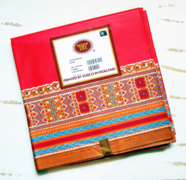 Dashiki stof CORAL RED | ANGELINA Java Prints van VLISCO | 2 yards = 1 dashiki patroon