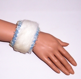 ZAKIYA leren bohemian armband koeienhuid off white - jeans M