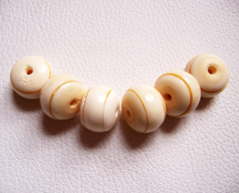 BONE BEADS | exclusieve gekerfde kralen van been 23x15 mm | 6 stuks