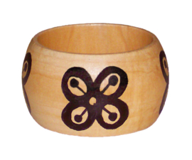 BANGLE ABUNDANCE | 4,8 cm houten armband met West-Afrikaans Adinkra Symbool