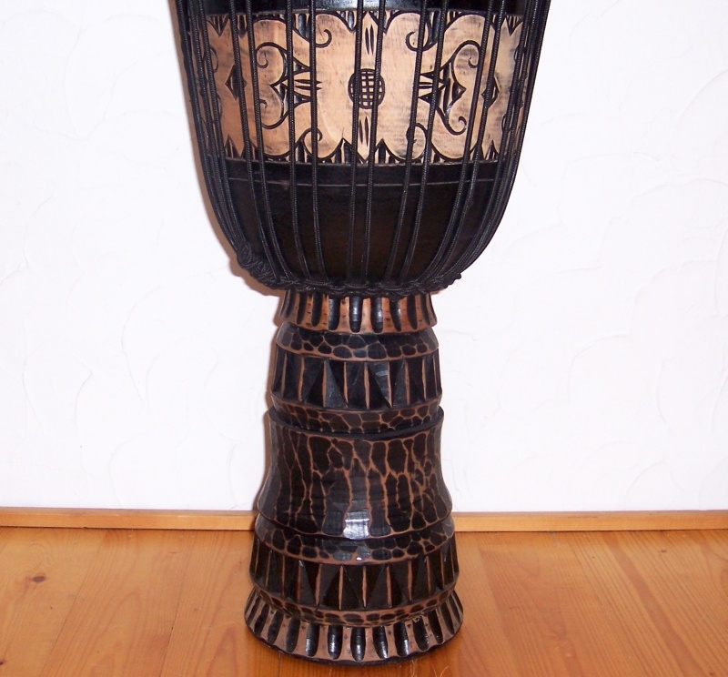 DJEMBE TROMMEL afrikaanse woondeco met houtsnijwerk size L 4 Djembé