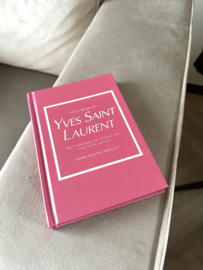 Interieur Boek | Little Yves Saint Laurent