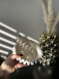 XMAS hanger - Dennenappel - wit