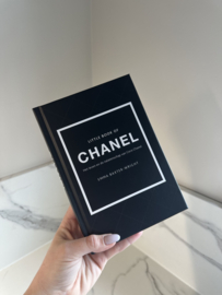 Interieur boek | Little Chanel