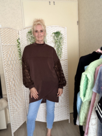 Sweater met kanten mouw