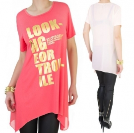 T-shirt met goude letters