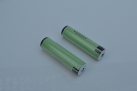 2 x BAK 18650 2200 mah batterijen