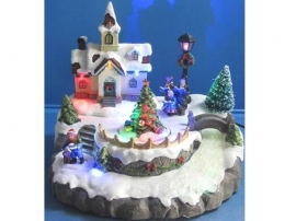 Kerk met draaiende kerstboom KH4410