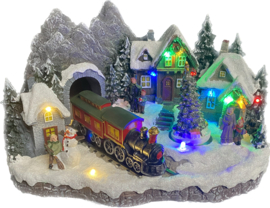 Kerstdorp - Trein en draaiende kerstboom - led - mzk  KH7080