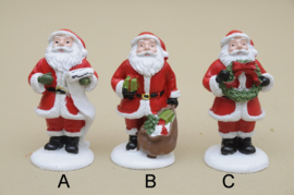 Set van 3 stuks - Kerstman staand op sneeuw - H=8cm   KE5300