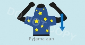 Pyjama aan - J